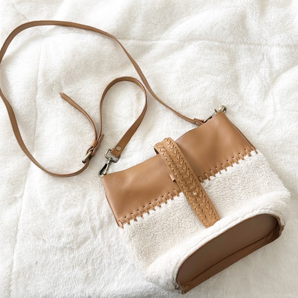 Roller Rabbit leather Sherpa cross body handbag purse